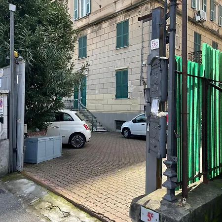 Tolemaide Πανσιόν